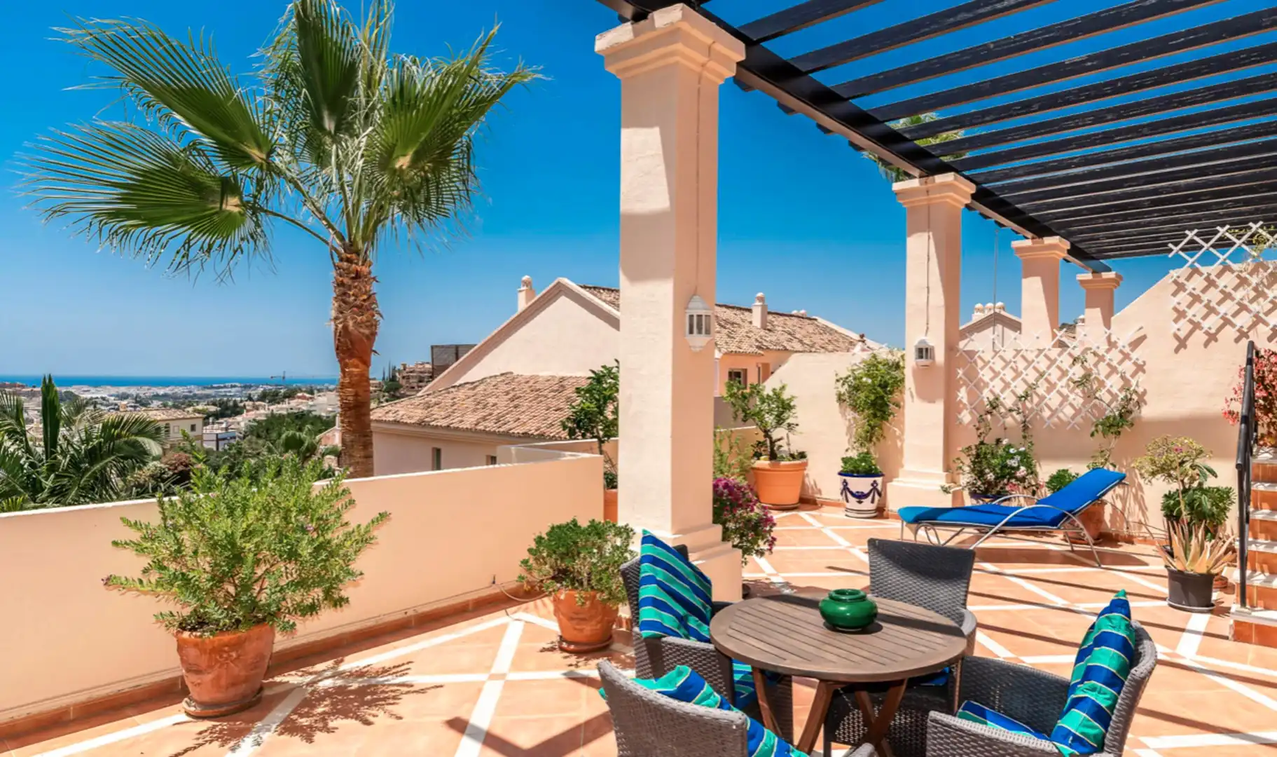 Home with pool for sale in Nueva Andalucía, imagen 23