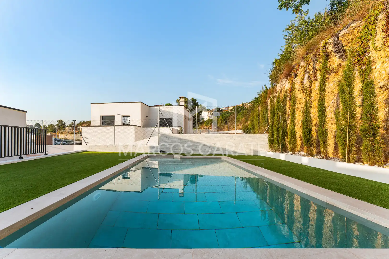 Casa con terraza en venta en Avinguda Marca Hispànica, imagen 43
