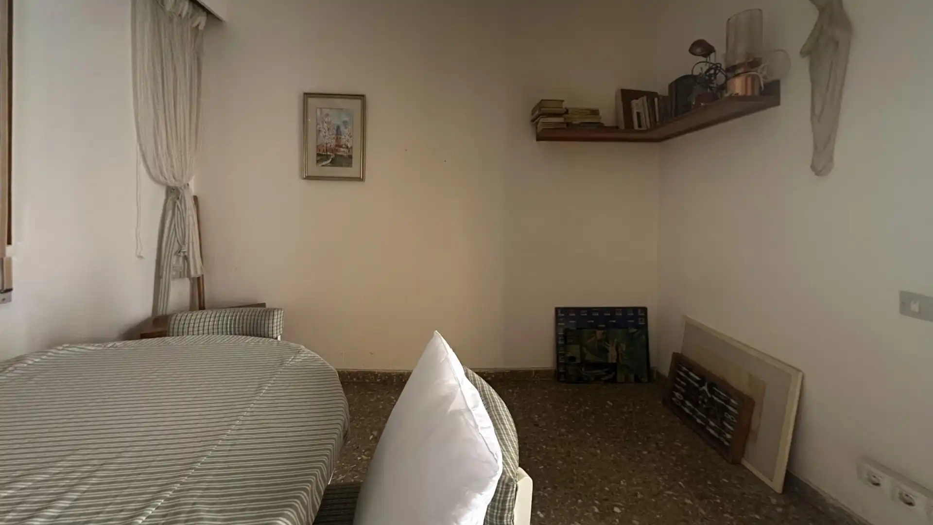 Dormitori de Casa o xalet en venda en Alicante / Alacant amb Jardí privat, Terrassa i Piscina
