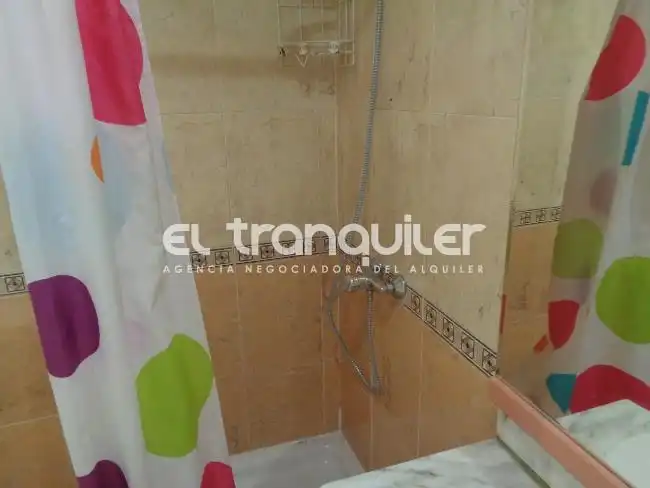 Baño de Piso en venta en Getafe con Terraza y Lavadora