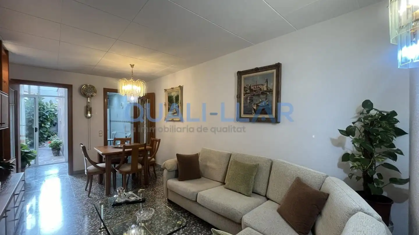 Living room of Houses for sale in Sant Feliu de Llobregat  with Terrace