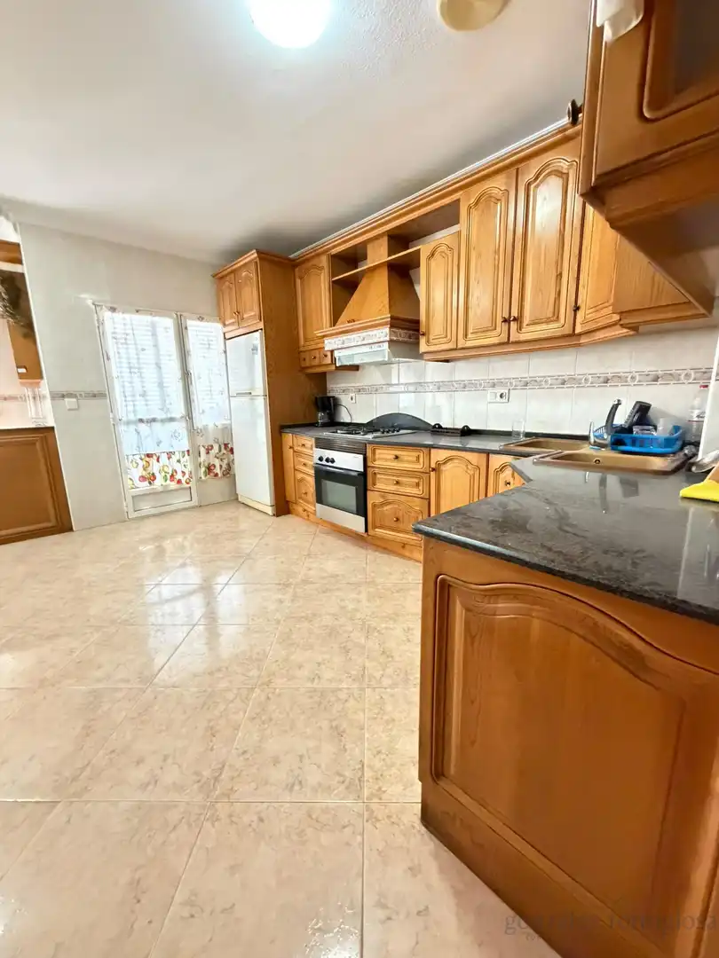 Flat with lift for sale in Lorca Ciudad, imagen 3