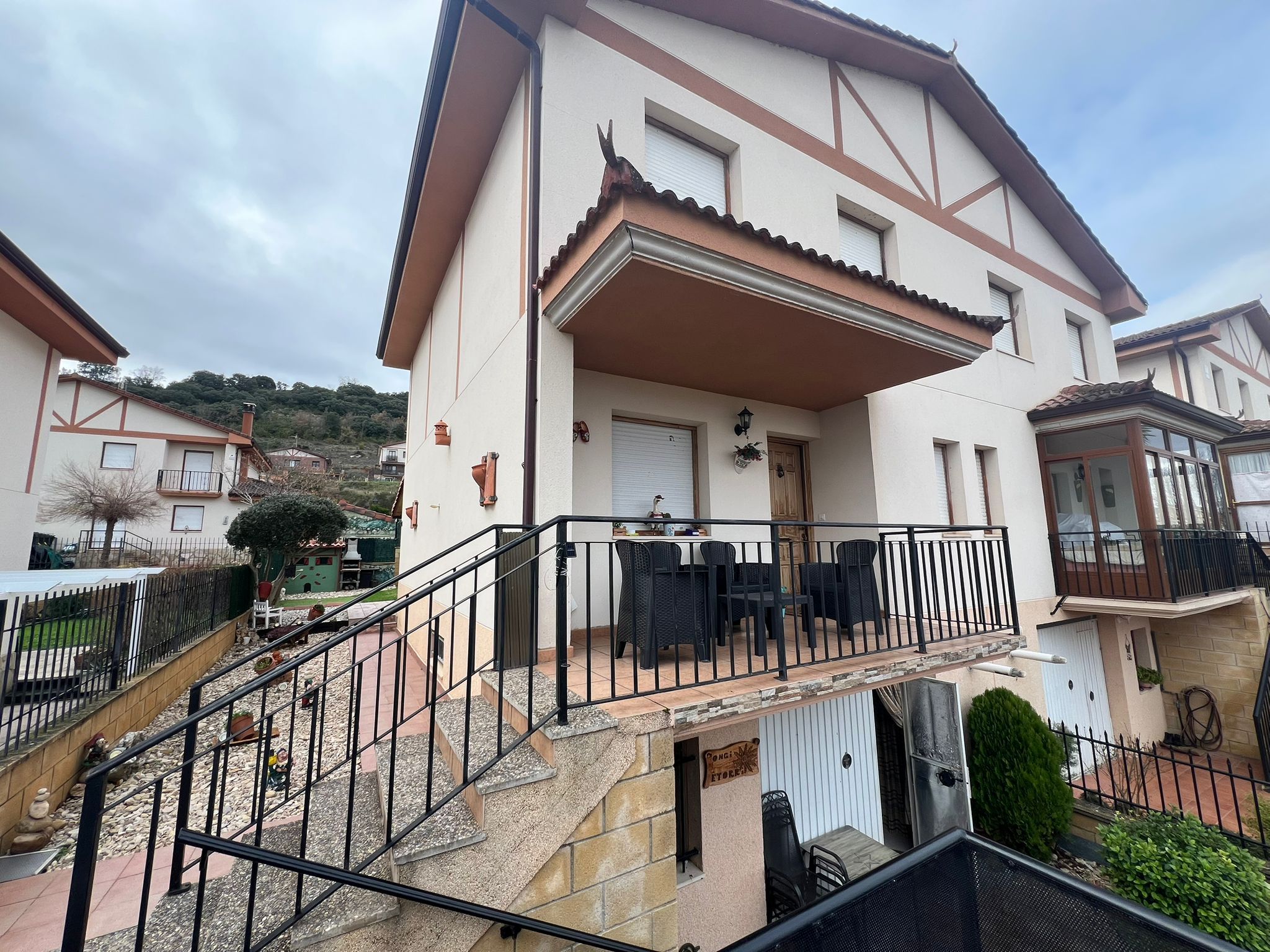 Exterior view of House or chalet for sale in Oña  with Heating, Terrace and Storage room