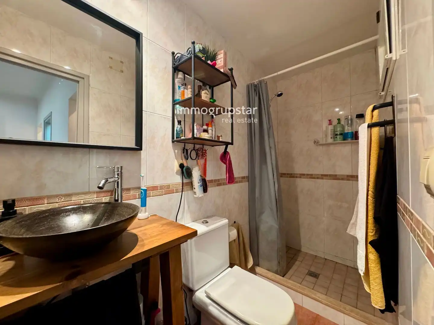 Baño de Apartamento en venta en Palamós con Trastero y Amueblado