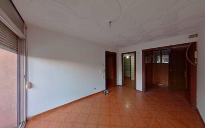 Flat for sale in La Llagosta  with Balcony