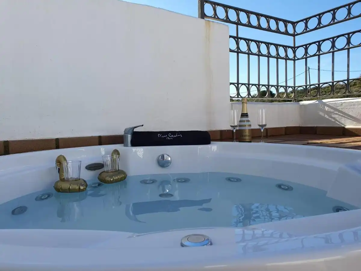 Terrassa de Casa adosada de lloguer en La Alcaidesa amb Jardí privat, Terrassa i Jacuzzi