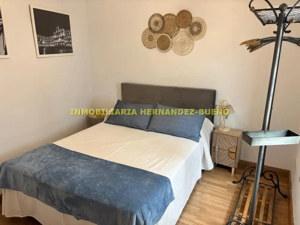 Habitación de Piso en venta en Salamanca con Aire acondicionado y Calefacción