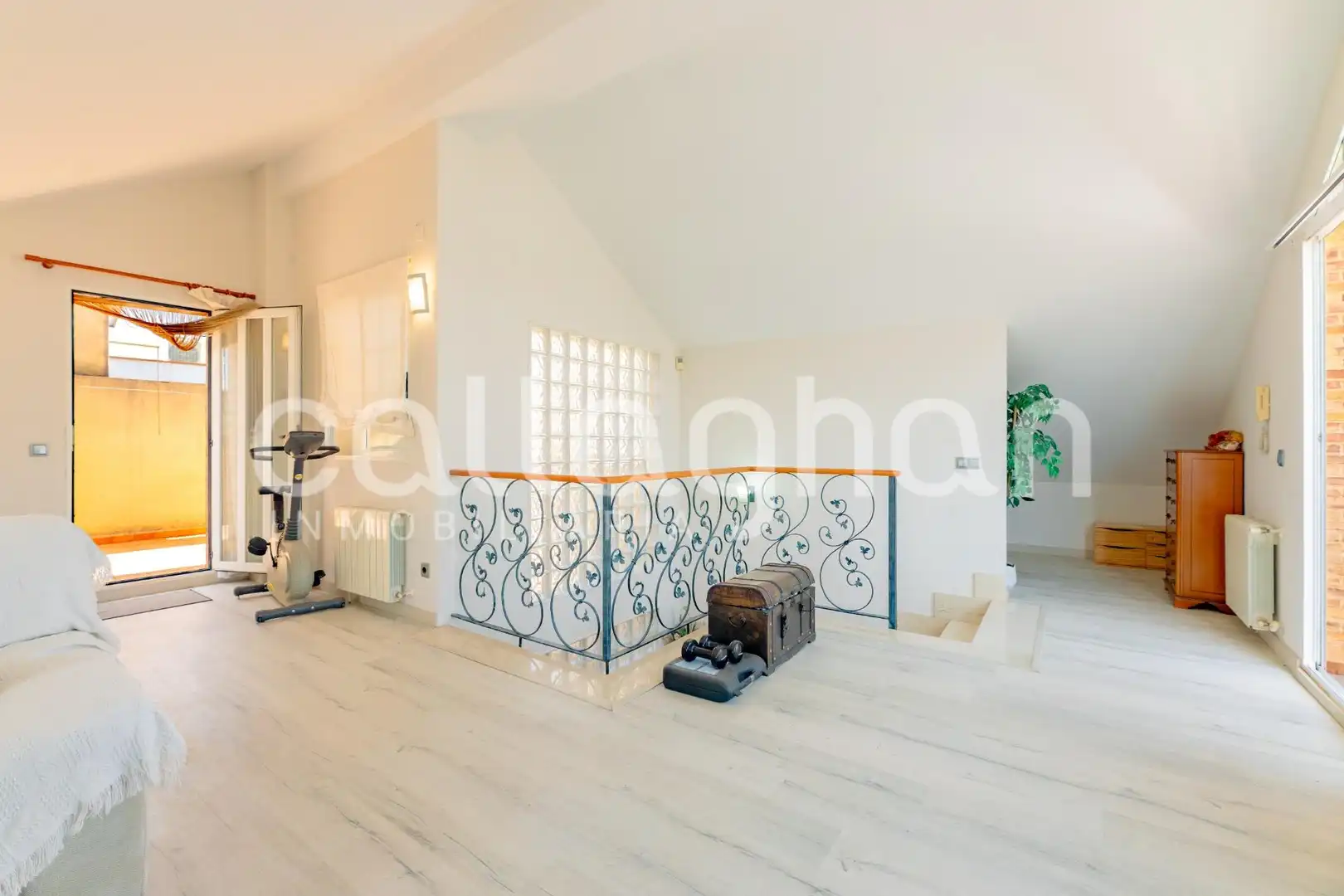 Casa o xalet en venda en Sagunto / Sagunt amb Calefacció, Jardí privat i Terrassa