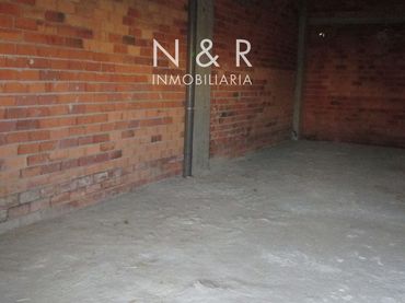 Local comercial en venda a MELIDE