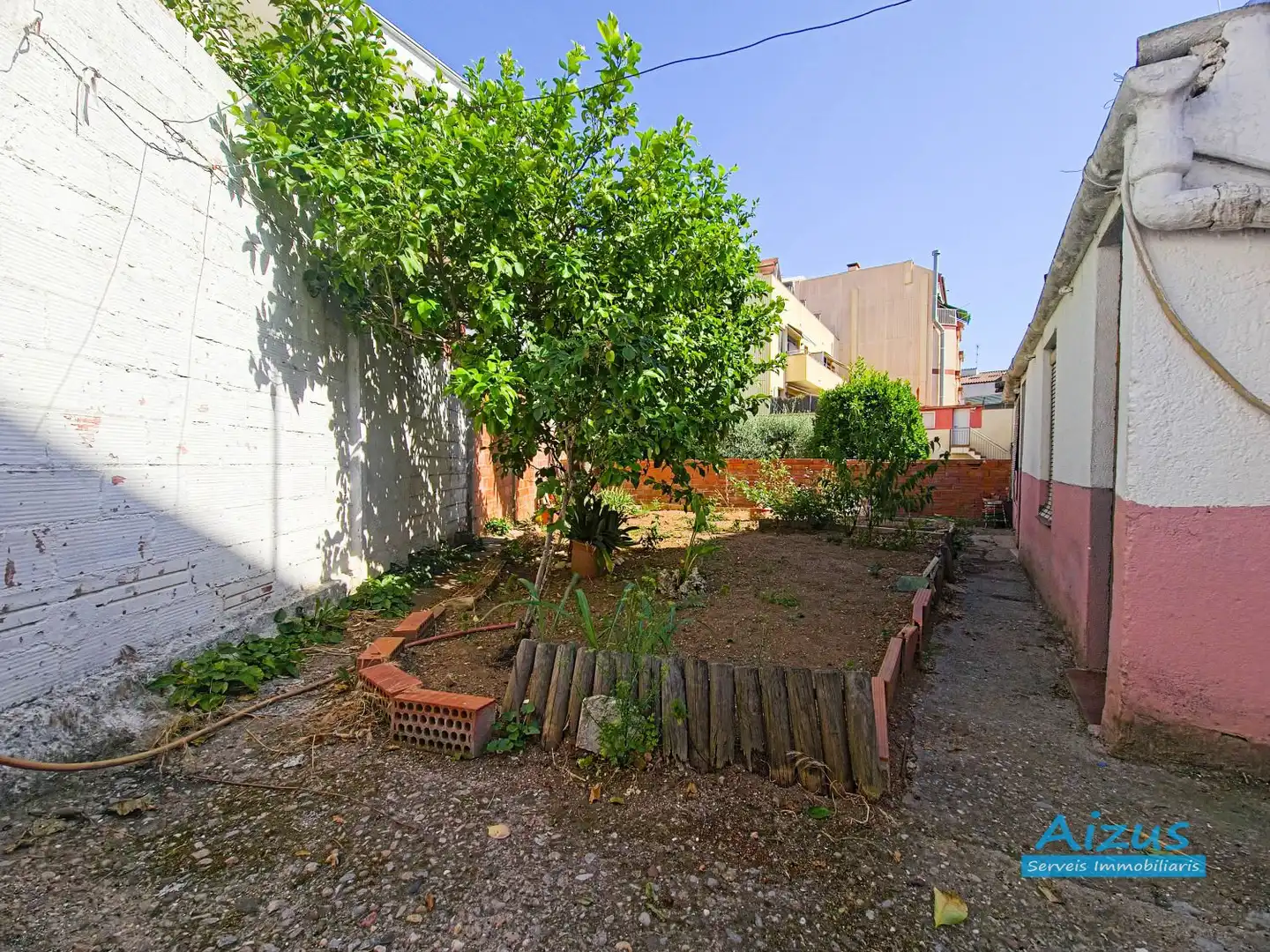 Jardí de Casa o xalet en venda en Ripollet amb Aire condicionat i Calefacció