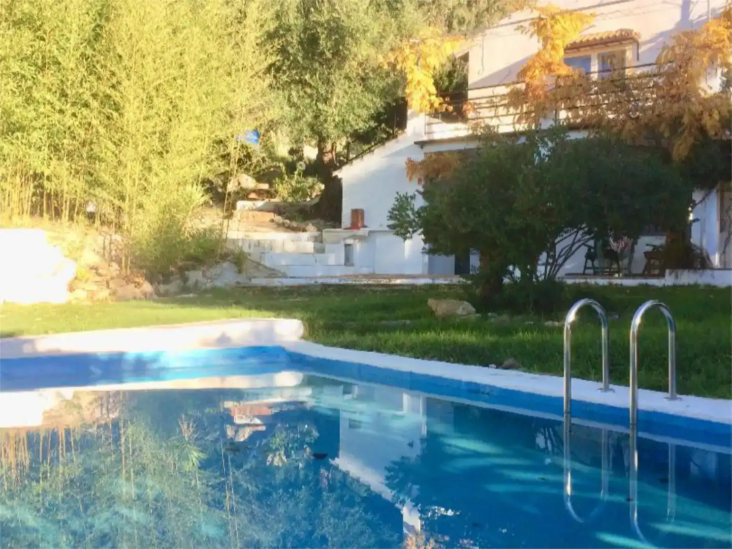 Piscina de Casa o chalet de alquiler en Cortes de la Frontera, Málaga