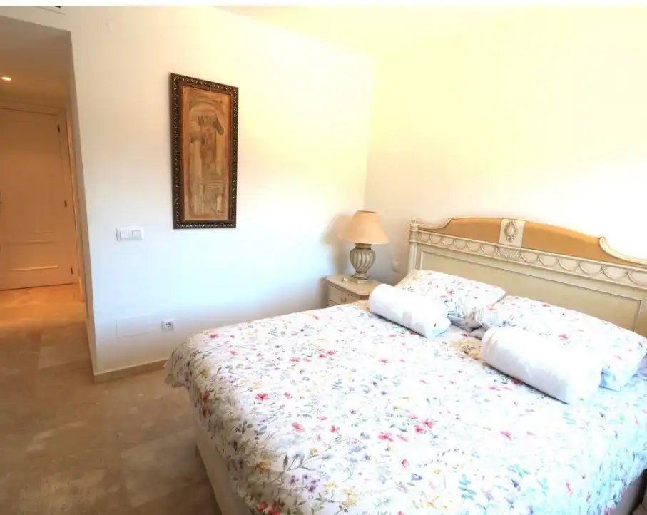 Flat with pool for sale in Selwo, imagen 9