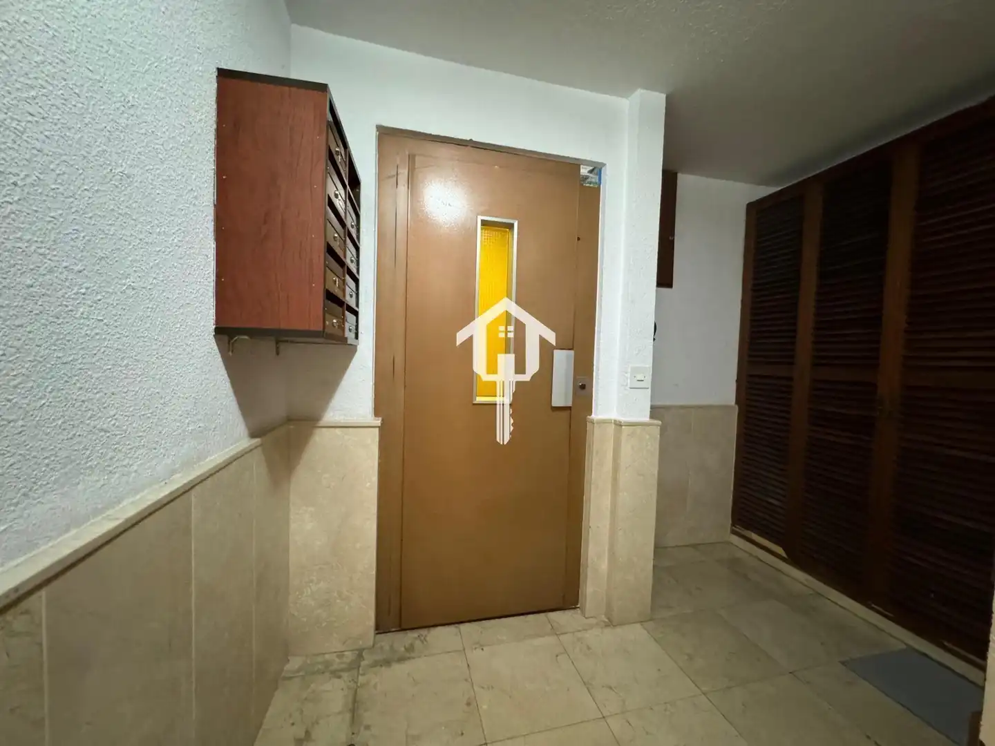 Wohnung zum Verkauf in Alicante / Alacant mit Privatgarten und Balkon