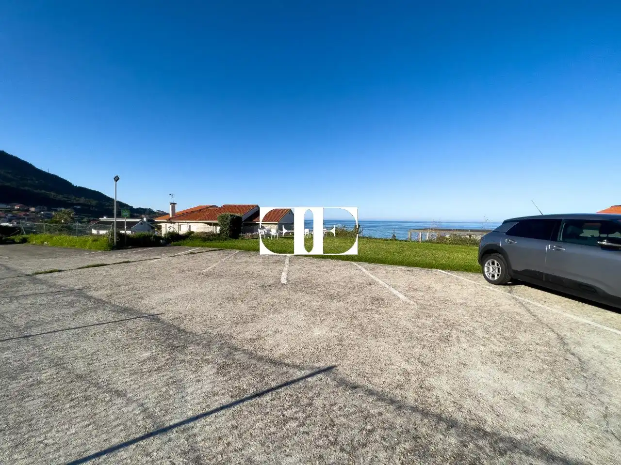 Parking of Buildings for sale in Oia