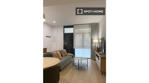 Foto 3 de Habitación en Acacias, Madrid Capital