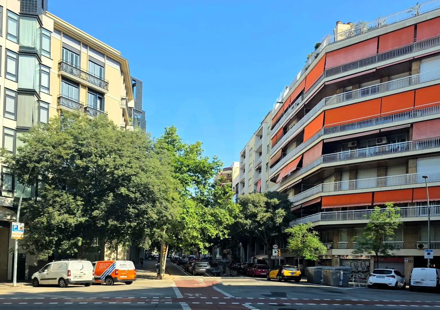 Business premises for sale in Eixample, imagen 2