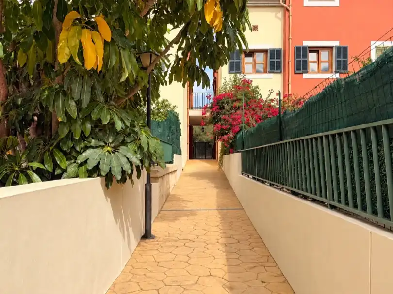 Bajo con piscina en venta en Carrer del Celler 2, imagen 15