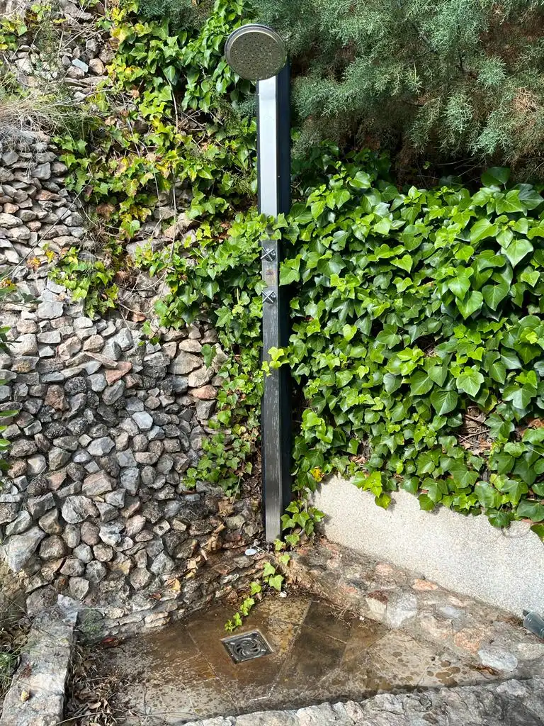 Exterior view of Houses for sale in Roda de Berà  with Private garden, Terrace and Oven