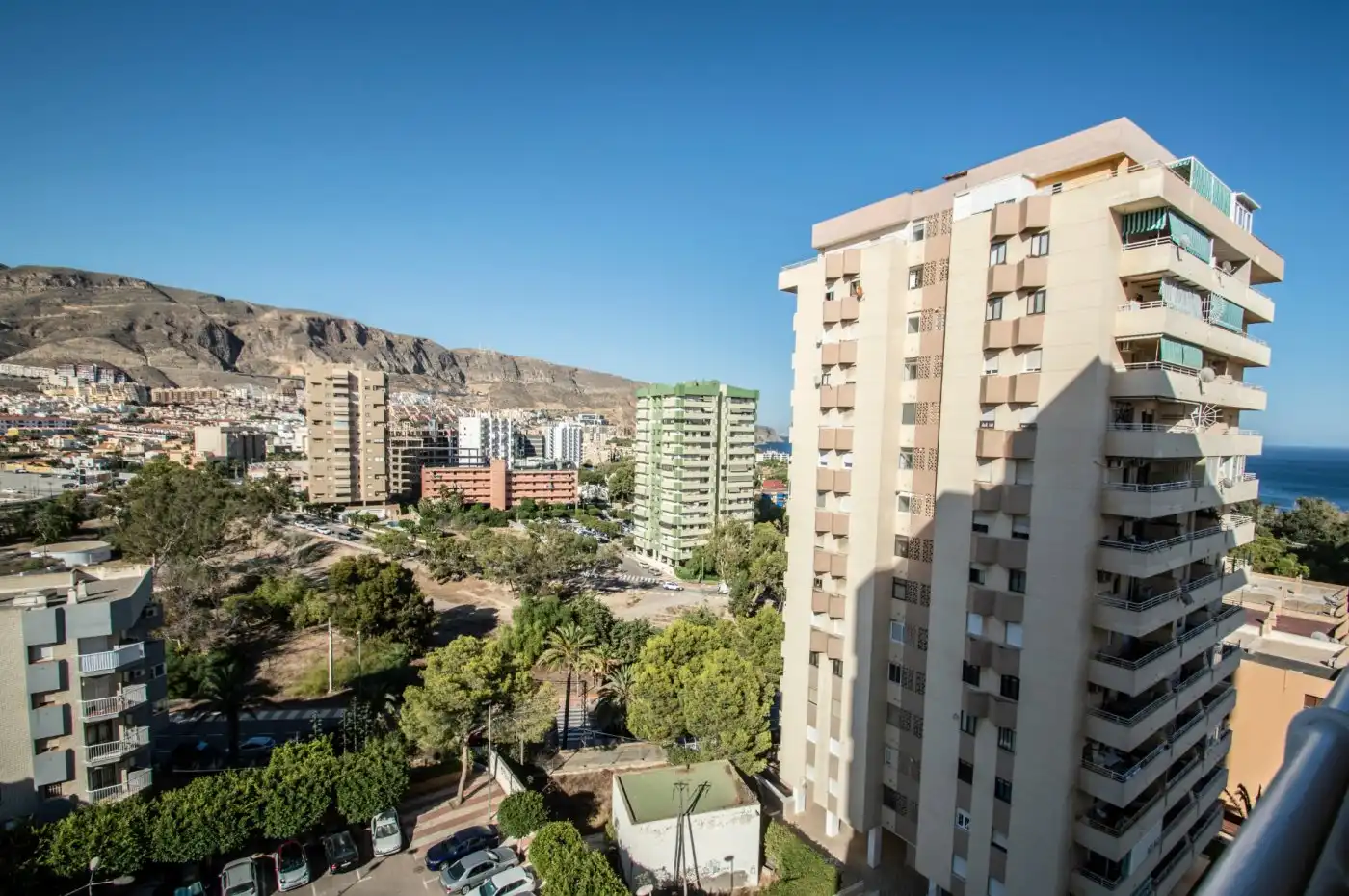Exterior view of Flat for rent in Roquetas de Mar  with Terrace and Community pool