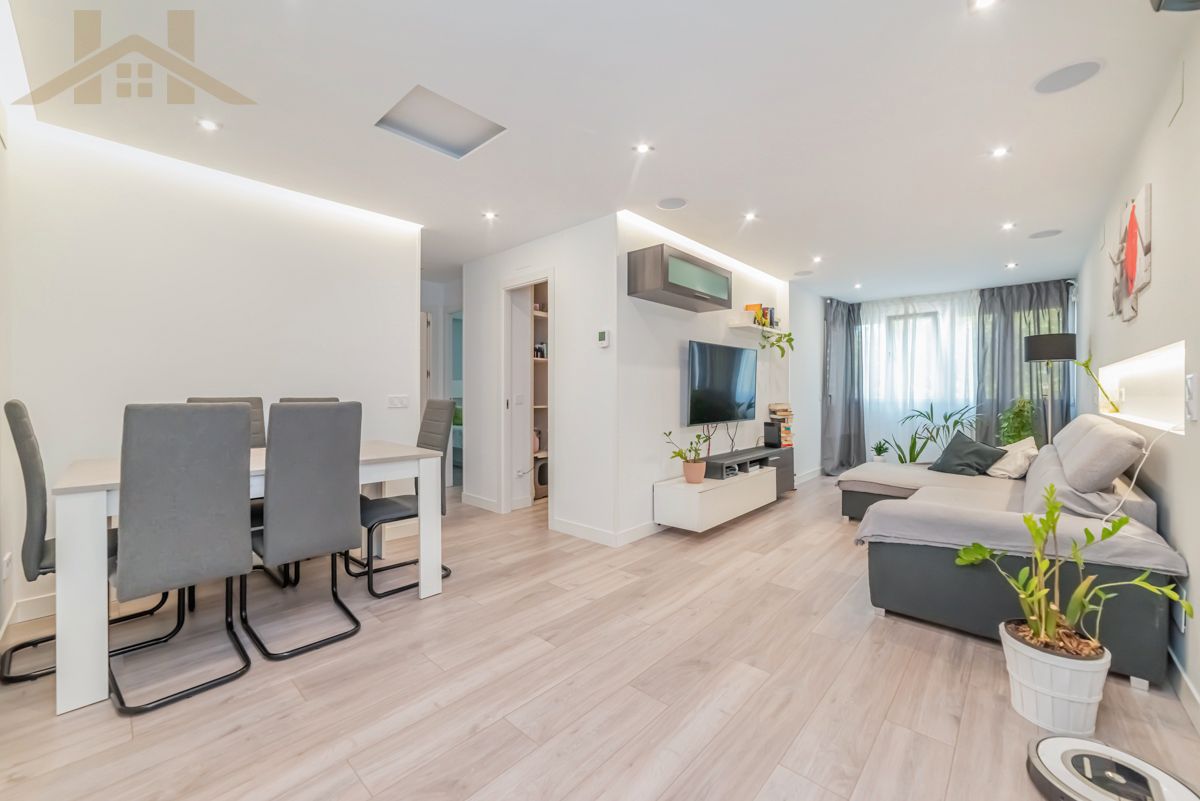 Sala d'estar de Pis en venda en Fuenlabrada amb Aire condicionat, Calefacció i Parquet