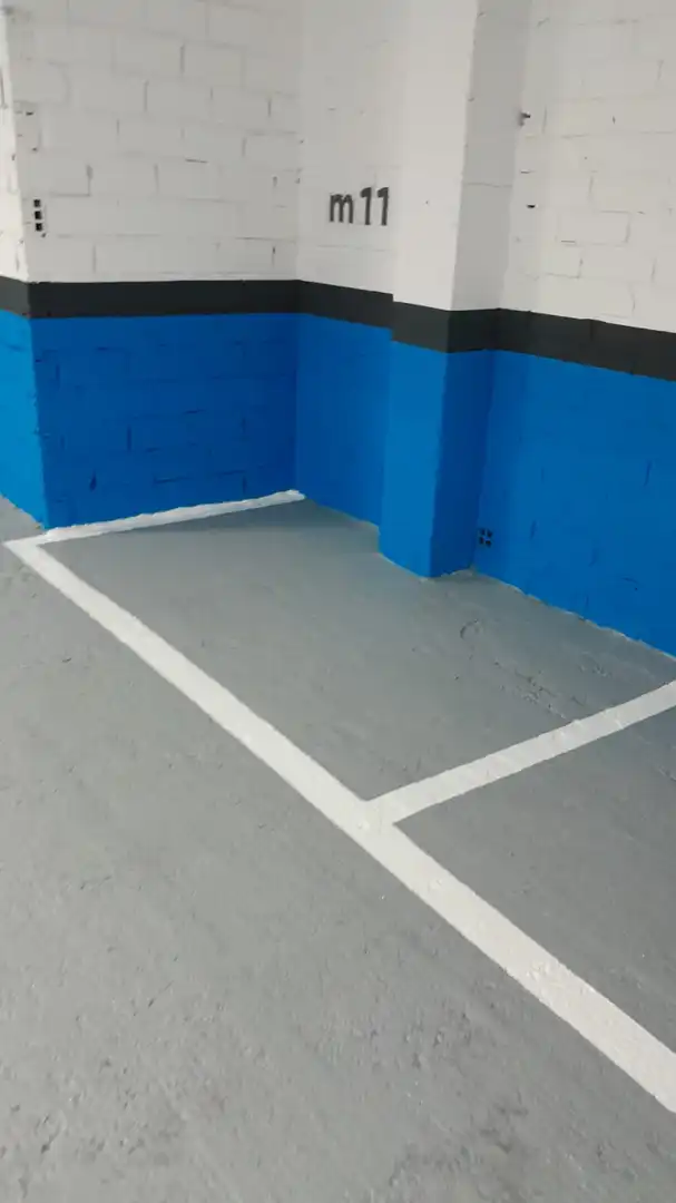 Moto de lloguer a Carrer de Francesc Llunell 3, imagen 5