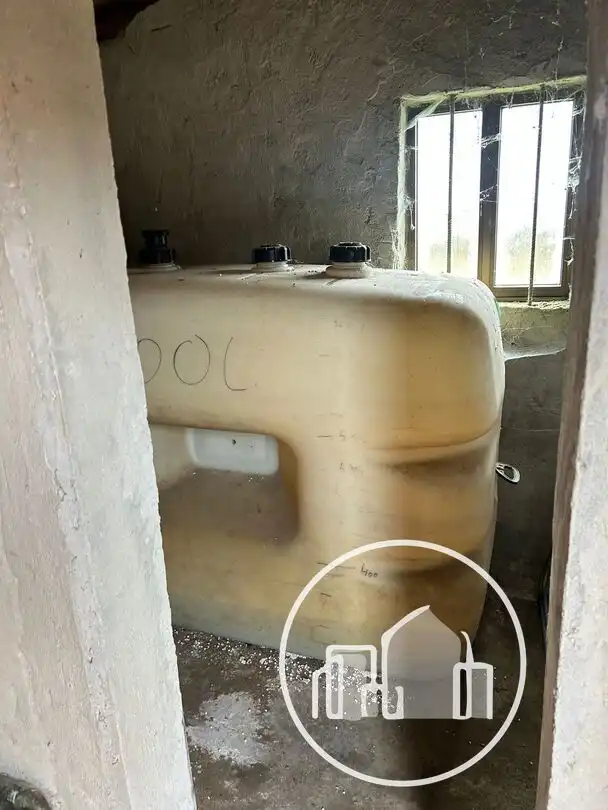Baño de Casa o chalet en venta en Arija con Calefacción y Jardín privado