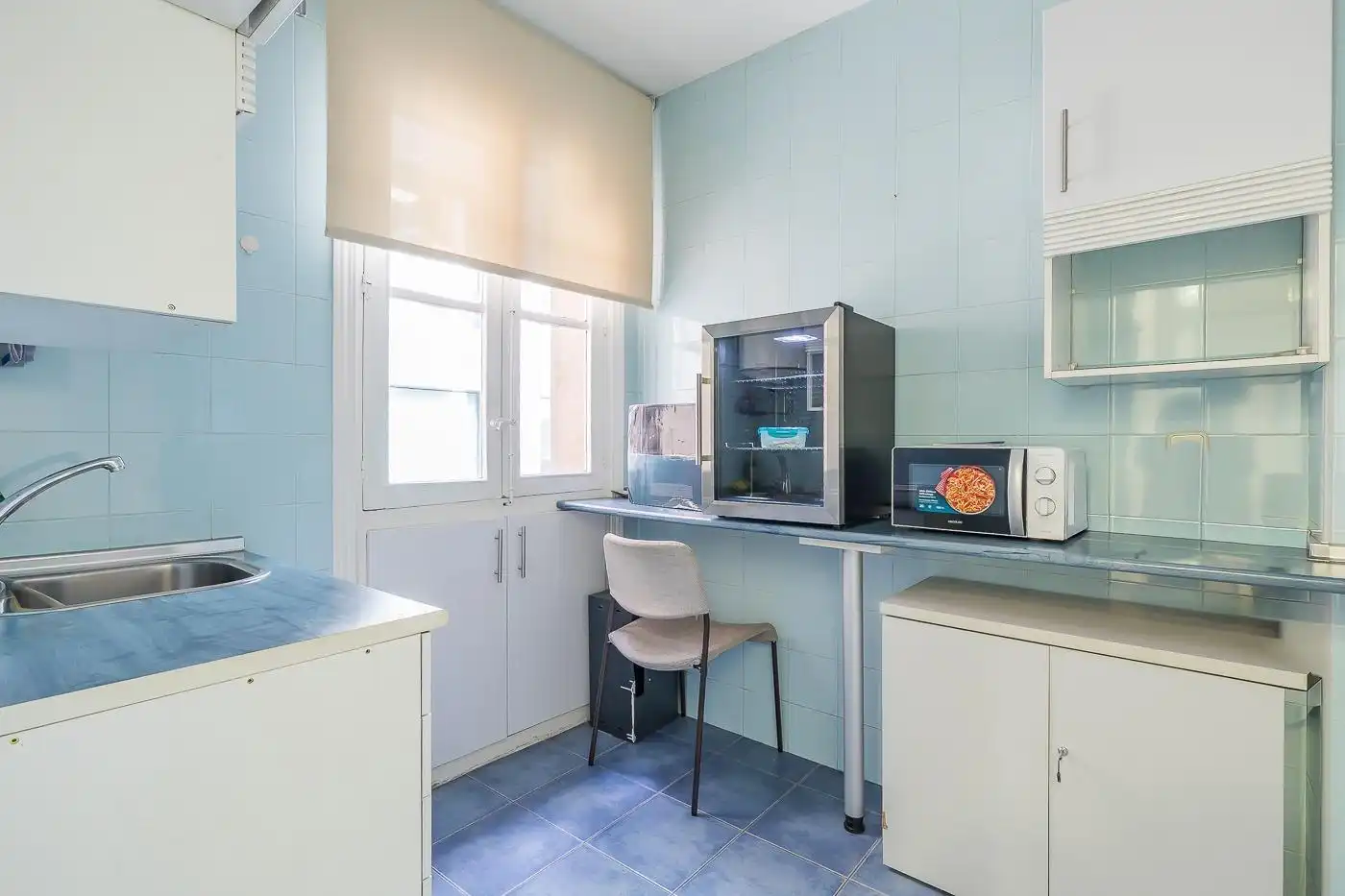 Kitchen of Office for rent in Madrid  with Heating