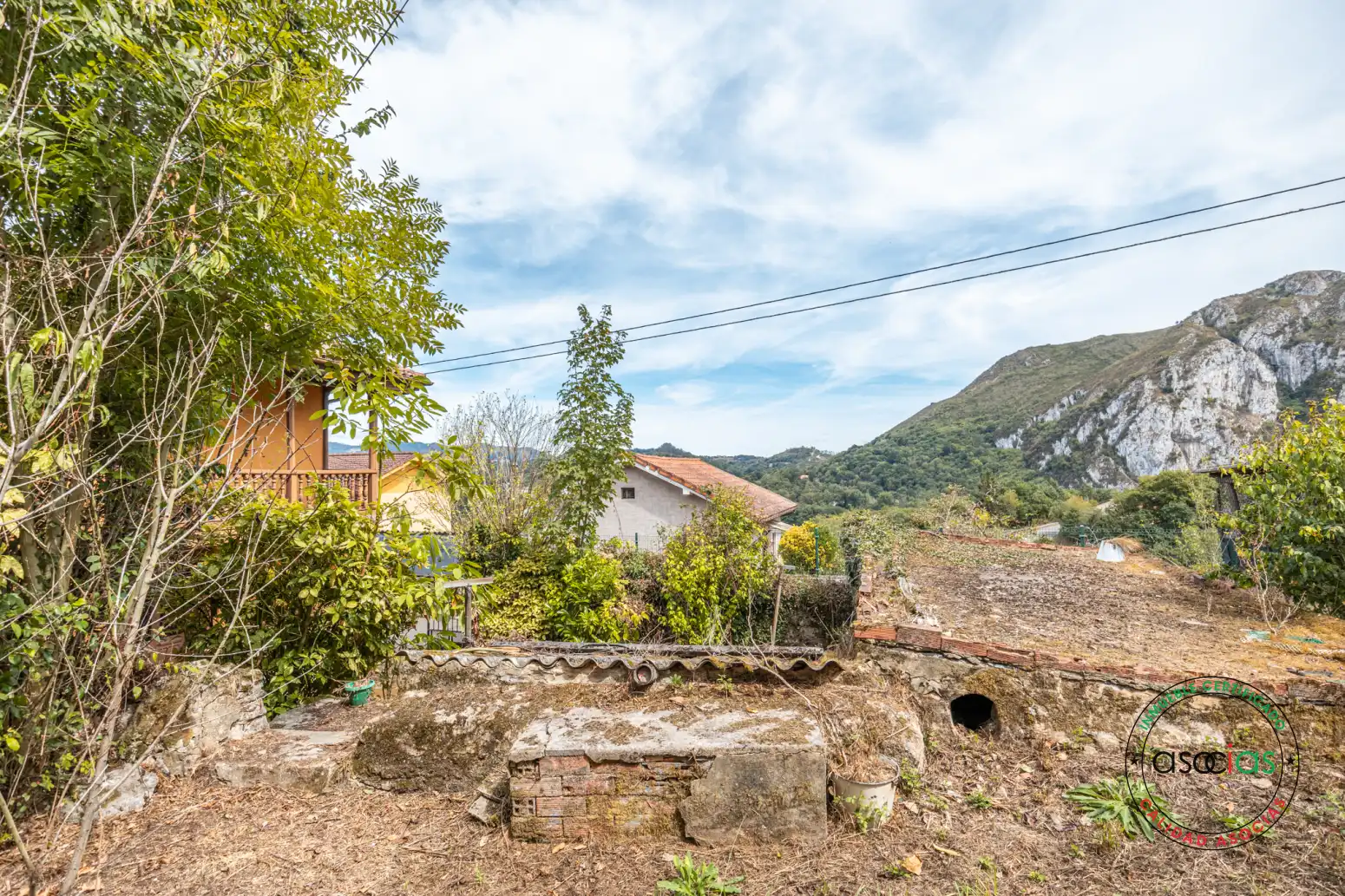 Vista exterior de Casa o xalet en venda en Oviedo 