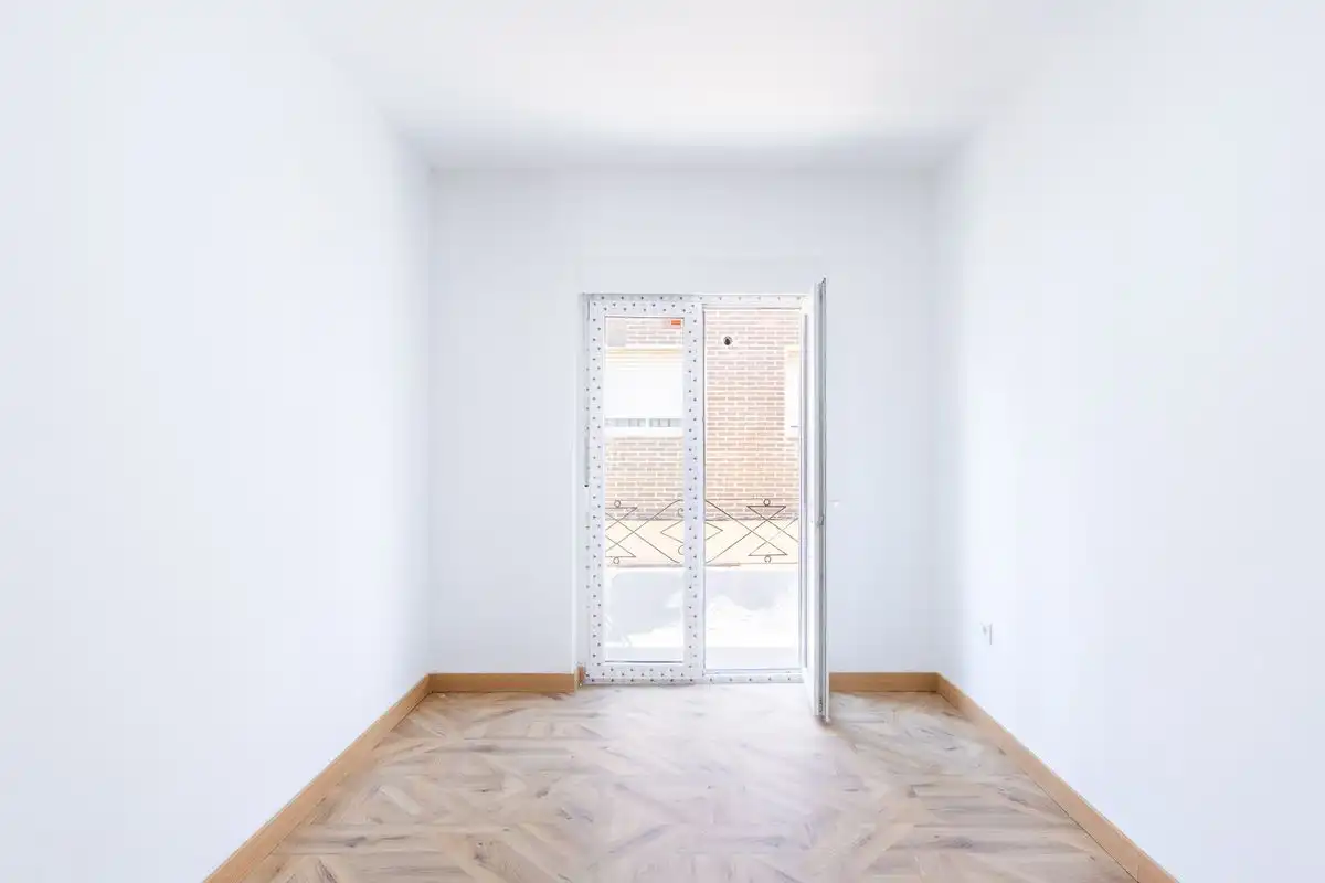 Flat for sale in Torrent  with Air Conditioner and Heating