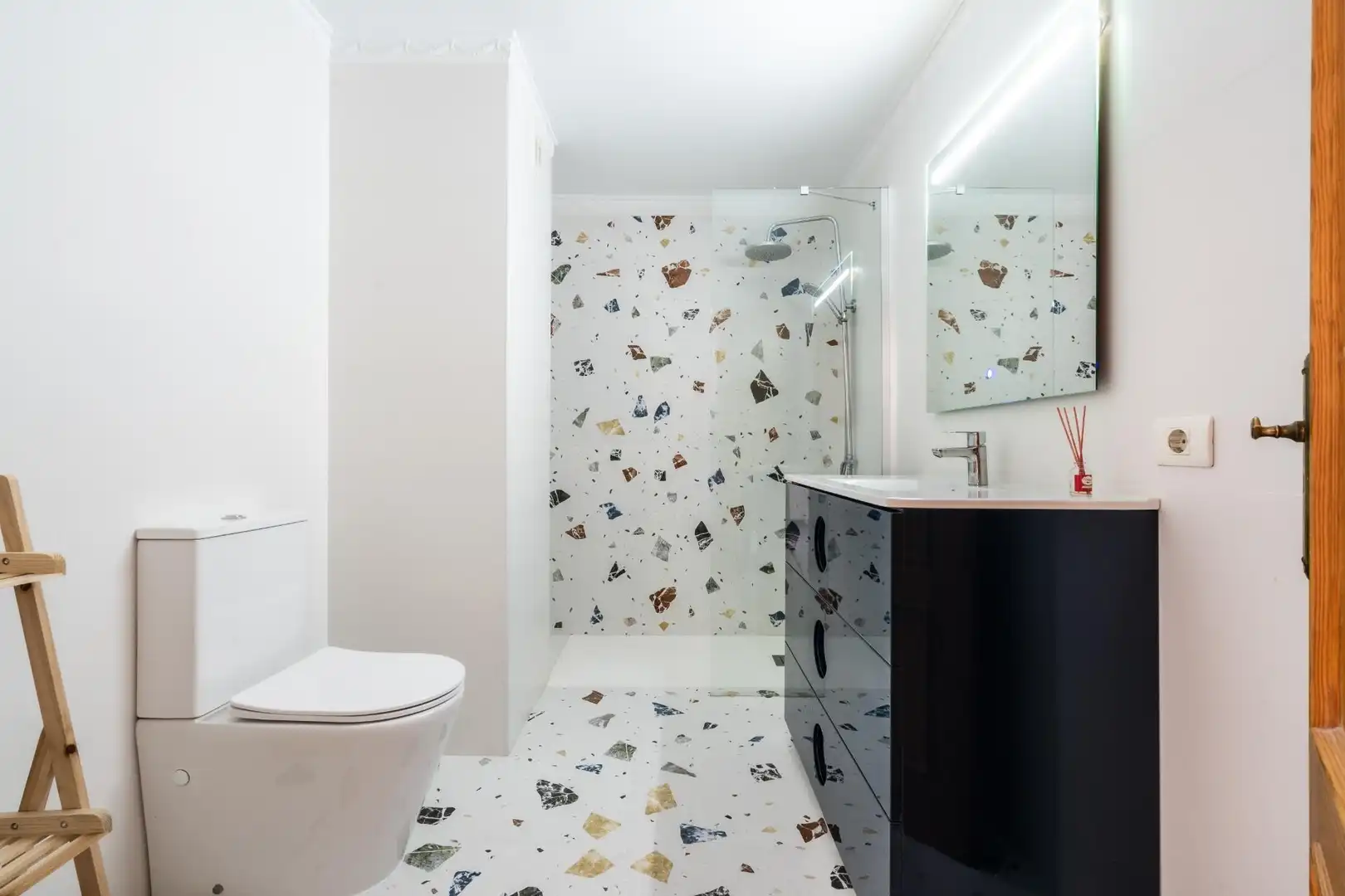 Bathroom of Apartments for rent in Arico
