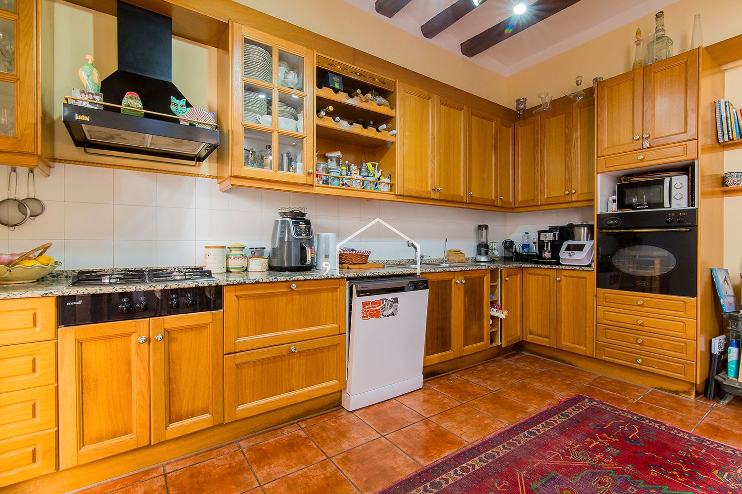 Küche von Country house zum Verkauf in El Masnou mit Heizung, Privatgarten und Terrasse