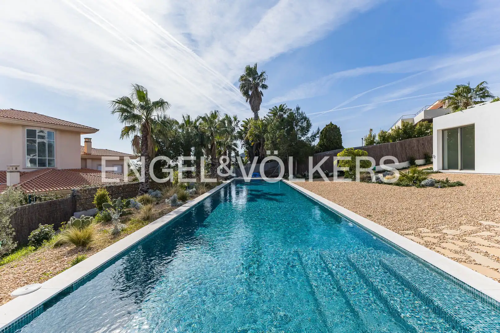 Piscina de Casa o chalet de alquiler en Sitges con Aire acondicionado, Calefacción y Jardín privado