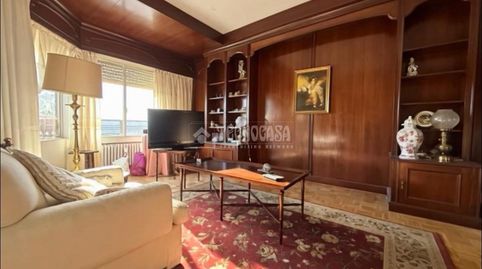 Foto 3 de Piso en venta en Colina, Madrid Capital