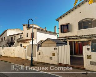 Exterior view of Single-family semi-detached for sale in Roda de Berà  with Air Conditioner and Heating