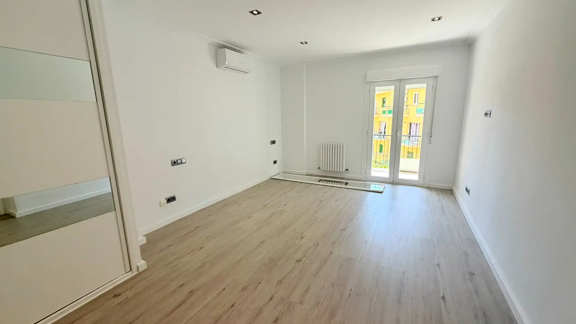 Flat for rent in  Palma de Mallorca  with Air Conditioner, Terrace and Oven