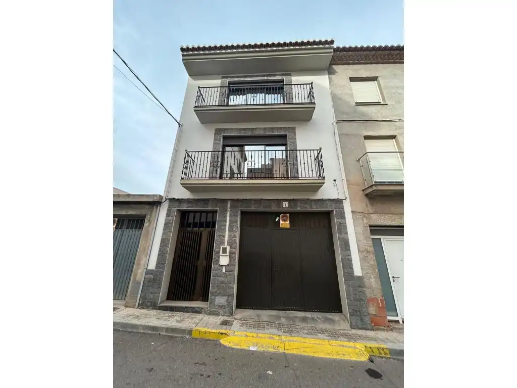 Vista exterior de Casa o chalet en venta en Altura con Jardín privado, Terraza y Balcón