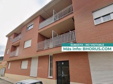 Pis amb ascensor en venda a 26VIV11650 	tiene carga 8