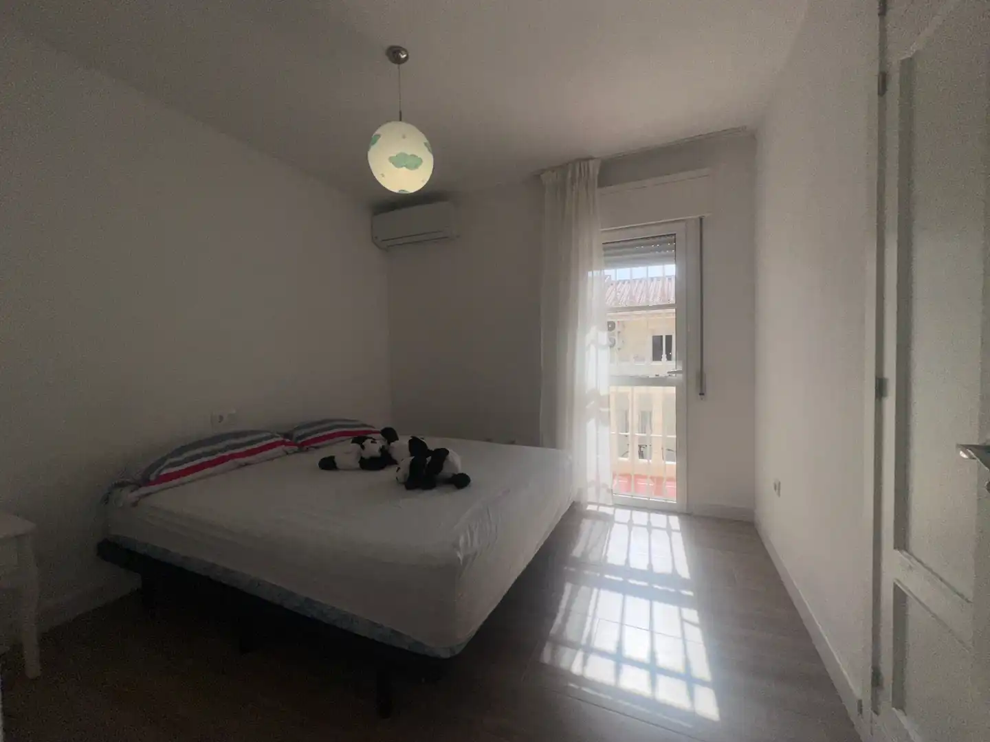 Habitación de Casa adosada en venta en Vélez-Málaga con Aire acondicionado, Calefacción y Terraza