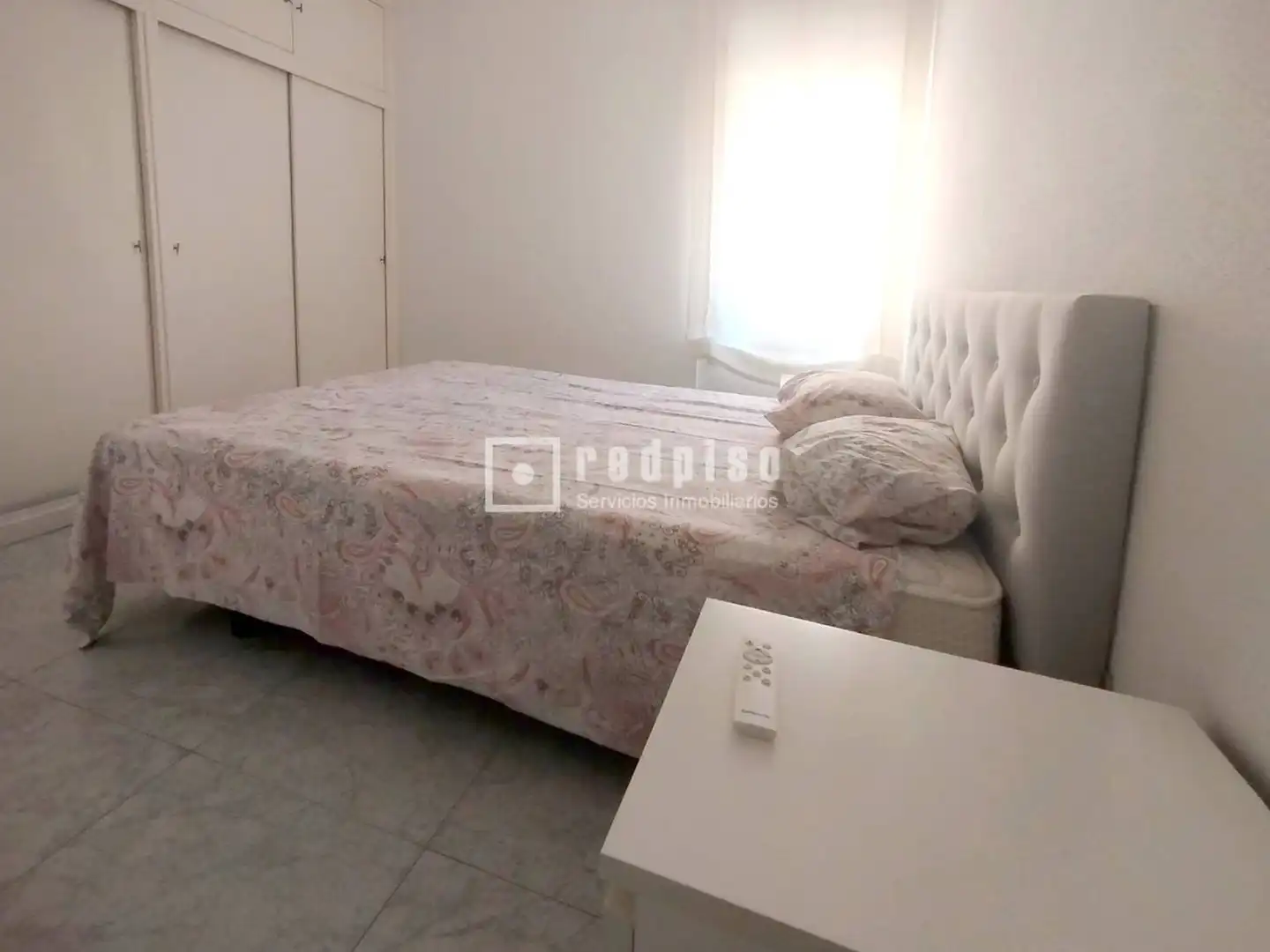 Habitación de Piso de alquiler en Sevilla con Aire acondicionado y Jardín privado