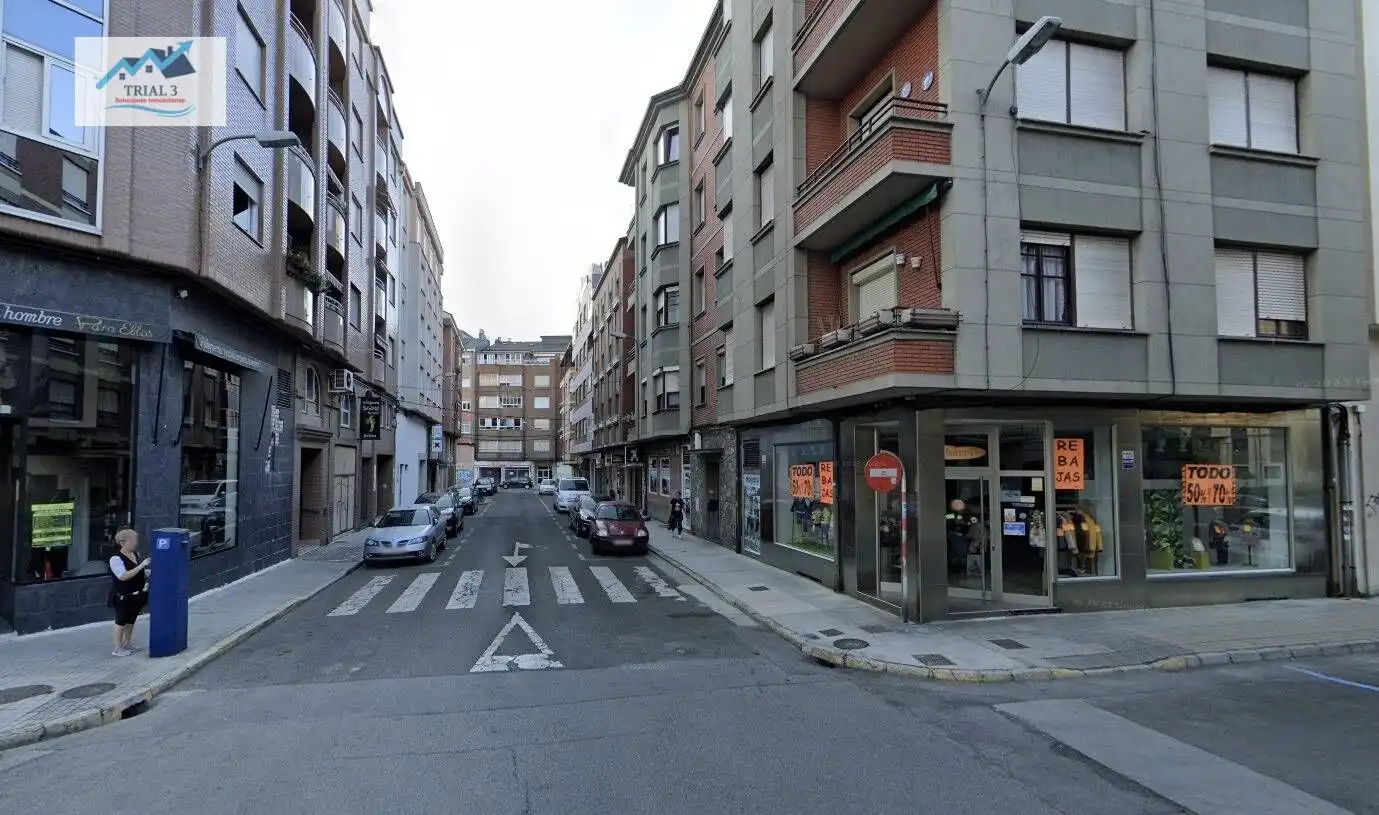 Piso en venta en Calle de los Almendros, imagen 2