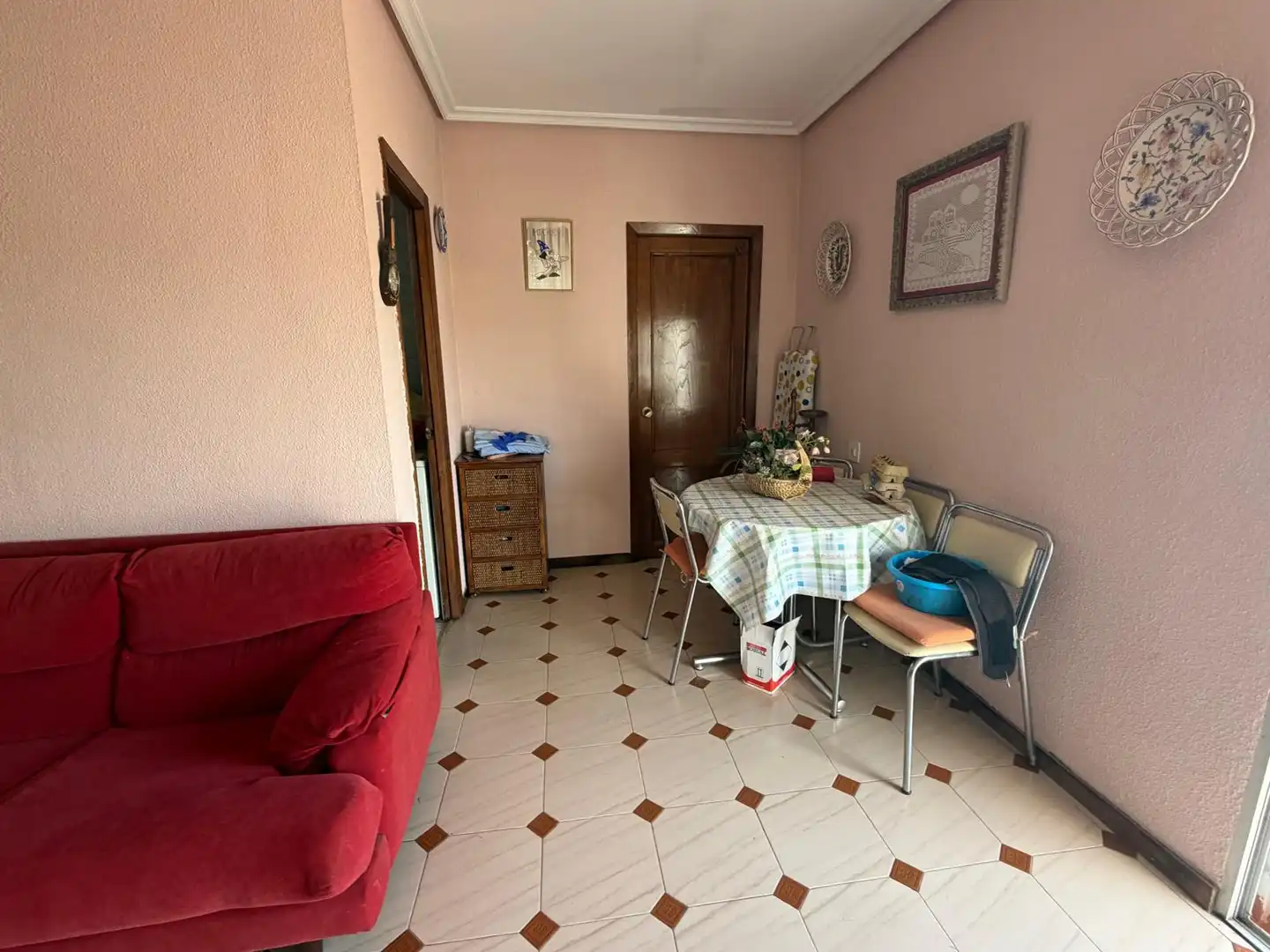 Sala d'estar de Casa adosada en venda en Castro Caldelas amb Calefacció, Jardí privat i Terrassa