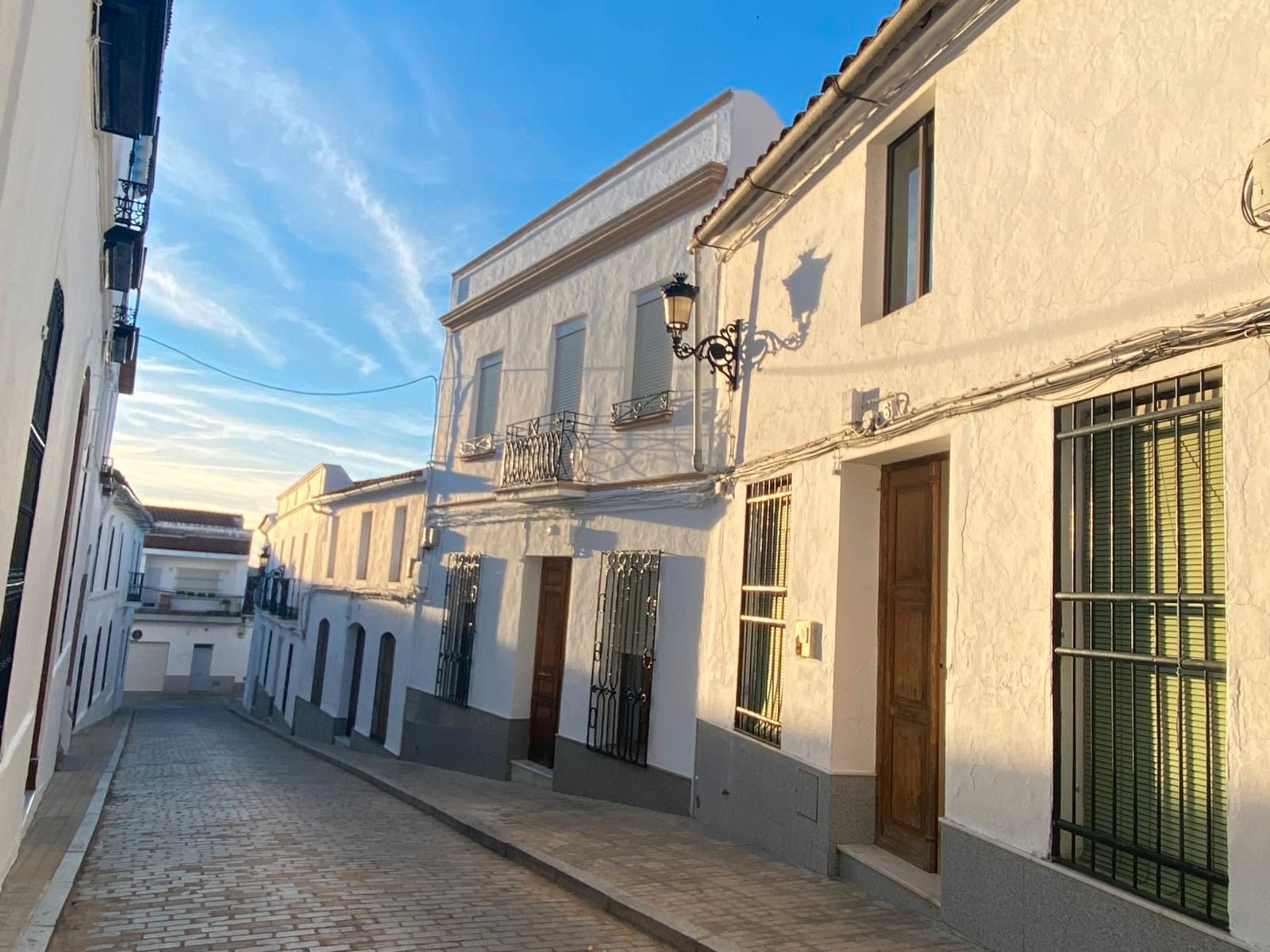 Exterior view of Single-family semi-detached for sale in Higuera la Real  with Terrace and Storage room