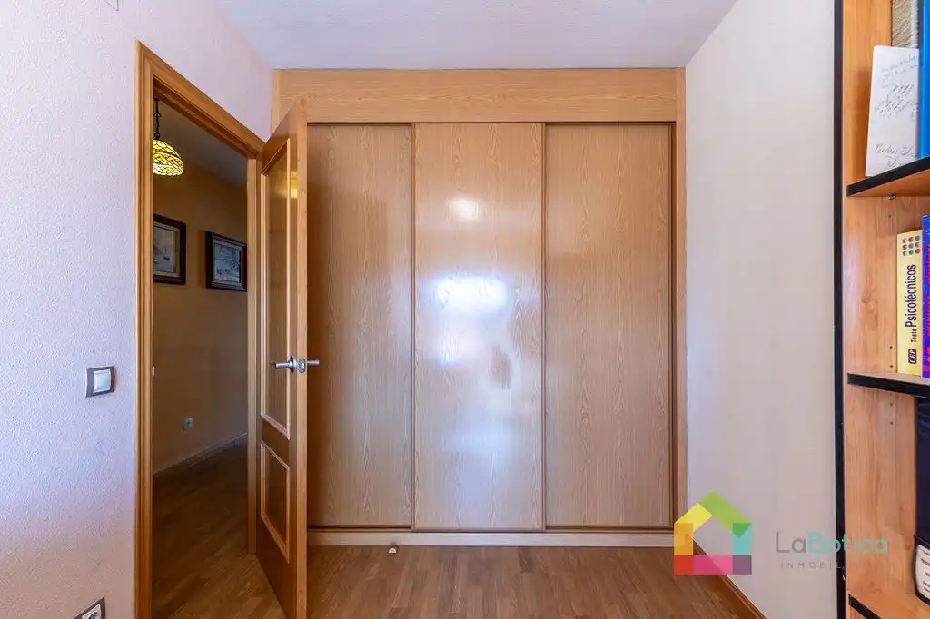Bedroom of Detached homes for sale in Toledo  with Air Conditioner, Heating and Terrace