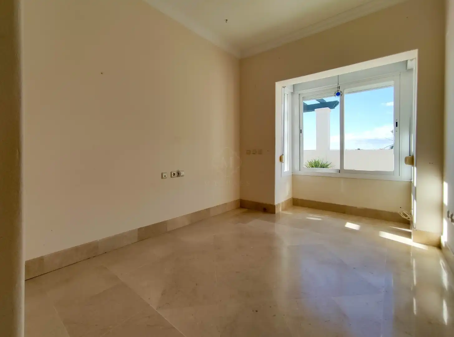 Attic for sale in Marbella  with Air Conditioner, Terrace and Swimming Pool