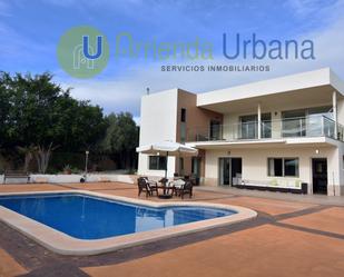 Vista exterior de Casa o xalet en venda en Elche / Elx amb Aire condicionat, Calefacció i Terrassa