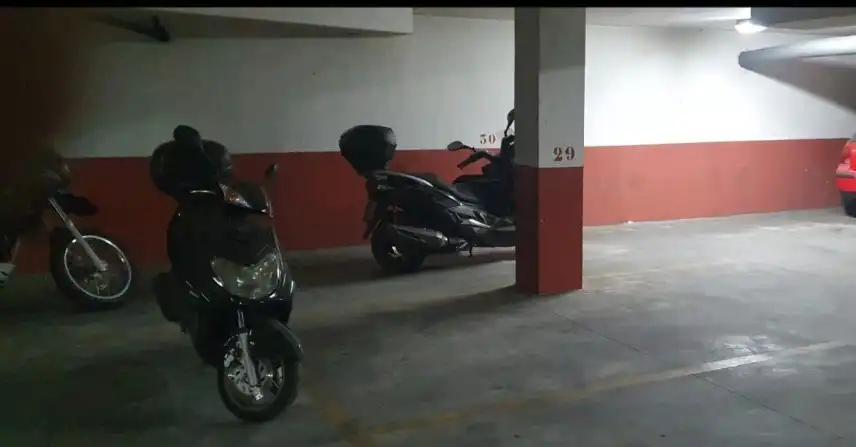 Aparcament amb ascensor en venda a Calle Real 2