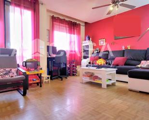 Living room of Single-family semi-detached for sale in Villanubla  with Heating and Storage room