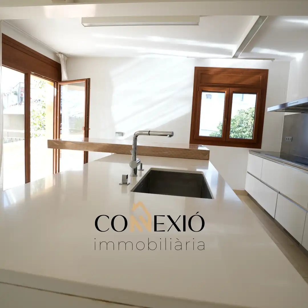 Cocina de Casa o chalet en venta en Banyoles con Aire acondicionado, Calefacción y Jardín privado