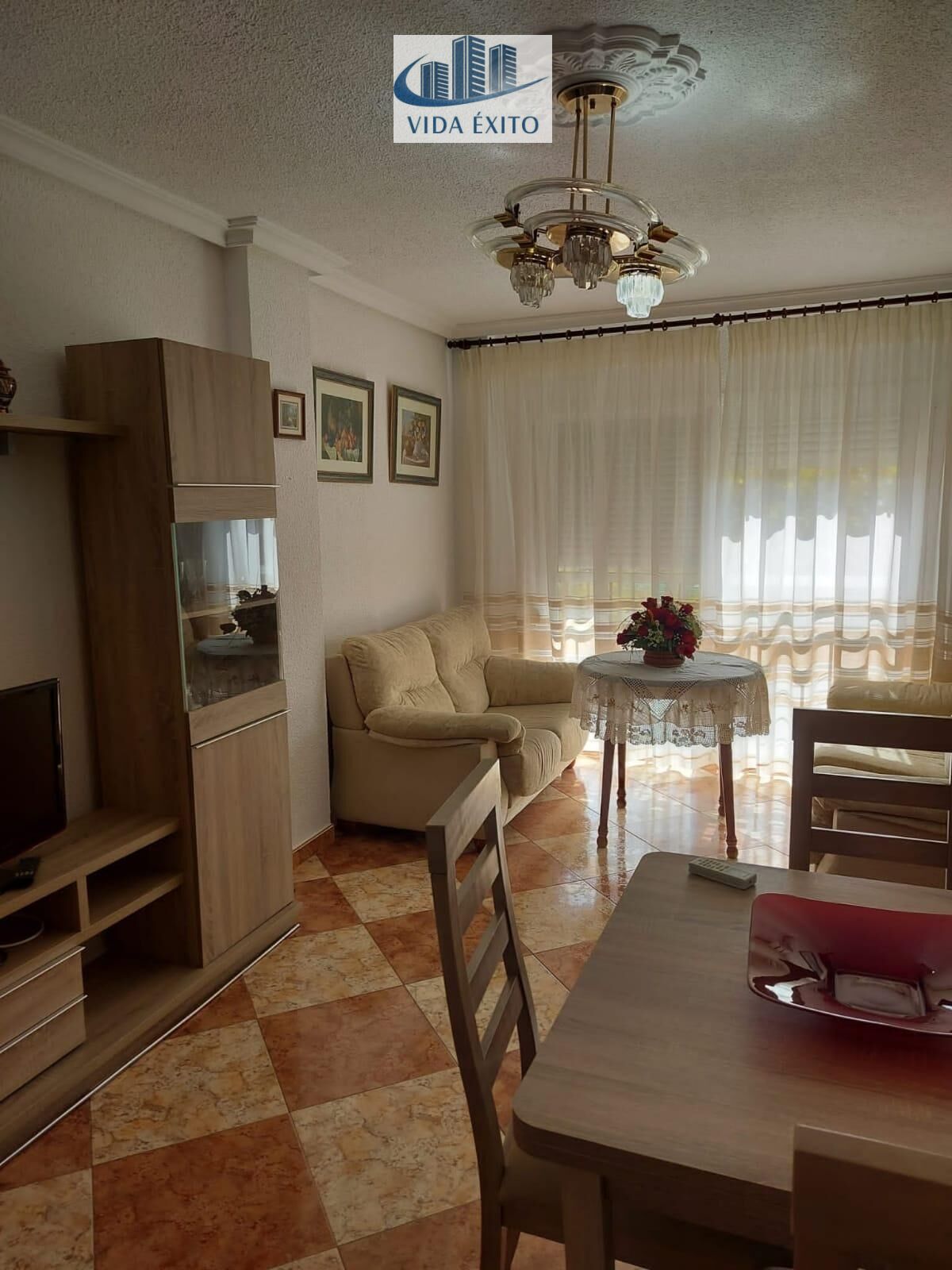 Sala d'estar de Pis en venda en  Jaén Capital amb Aire condicionat