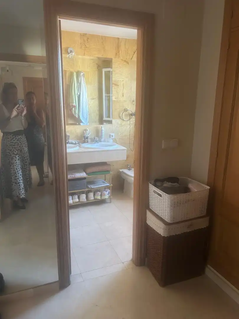 Bany de Casa o xalet en venda en Córdoba amb Piscina comunitària